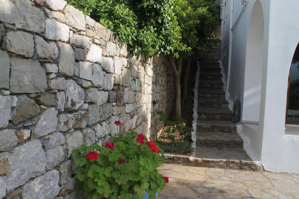 A Crystal Clear House In Pyrgos, Heraklion Crete Pirgos  Exterior photo